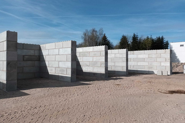Bloki betonowe jako materiał na ściany oddzielenia pożarowego